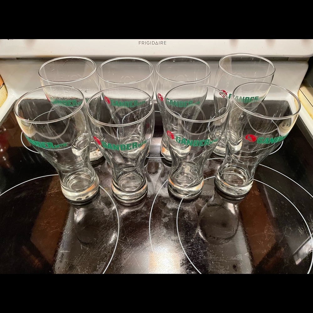 Set of 12 Gander Mountain beer glasses